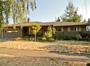 300 E 5th St, Newberg, OR 97132