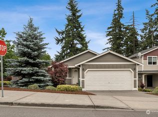 16329 SE 261st Ct, Kent, WA 98042