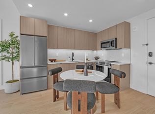 8961 162nd St #908, Jamaica, NY 11432