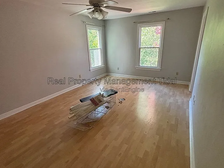 8956 Belgrave Ave — Photo 19