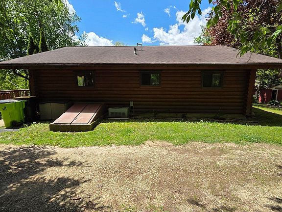5th image of 2112 Utica Rd