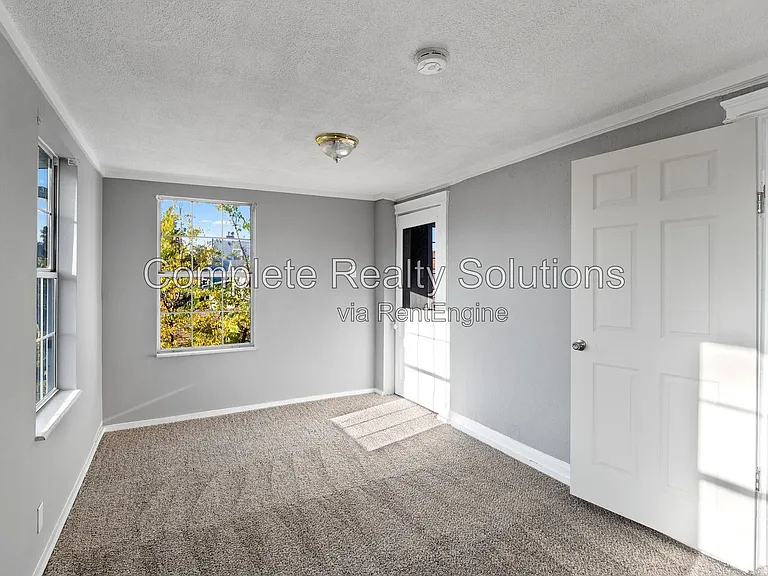 6254 Goener Ave — Photo 22