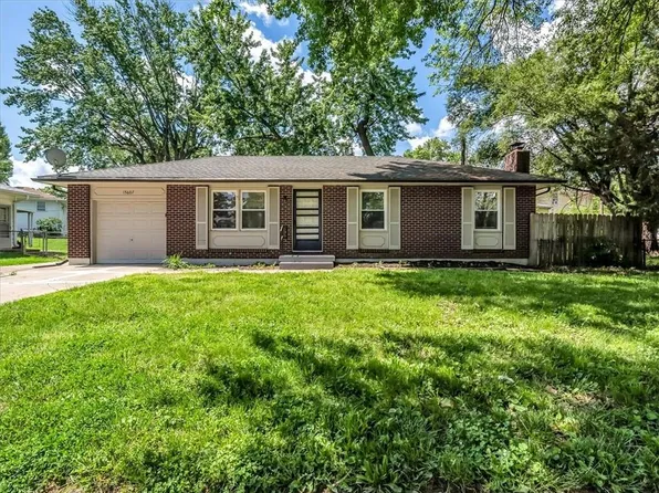 15607 E 35th St S, Independence, MO 64055