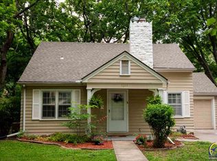 1211 SW Webster Ave, Topeka, KS 66604