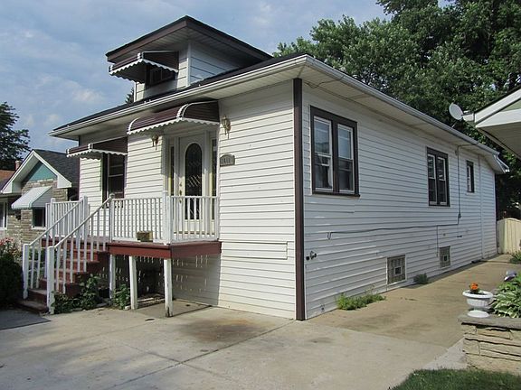 2nd image of 1411 N 32nd Ave
