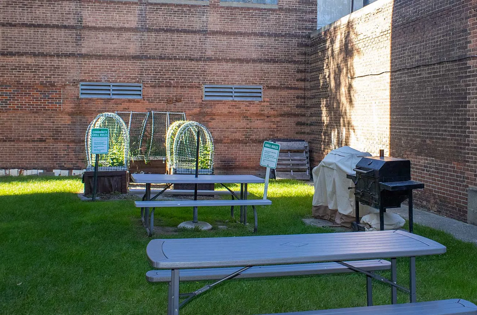 Helen S. Brown Towers — Photo 3