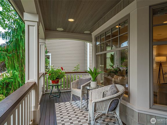 2nd image of 3019 61st Avenue SE