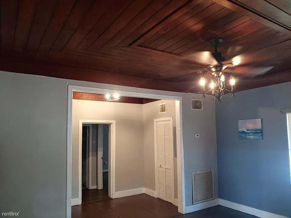 20230428182657252168000000-o