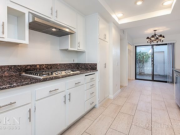 5th image of 3724 San Vincente Ct #1