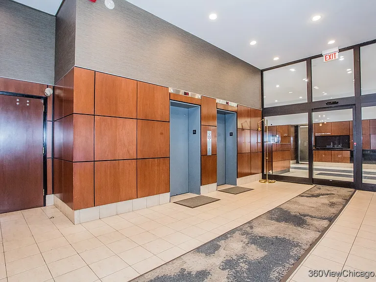 233 E Erie St #2409 — Photo 4