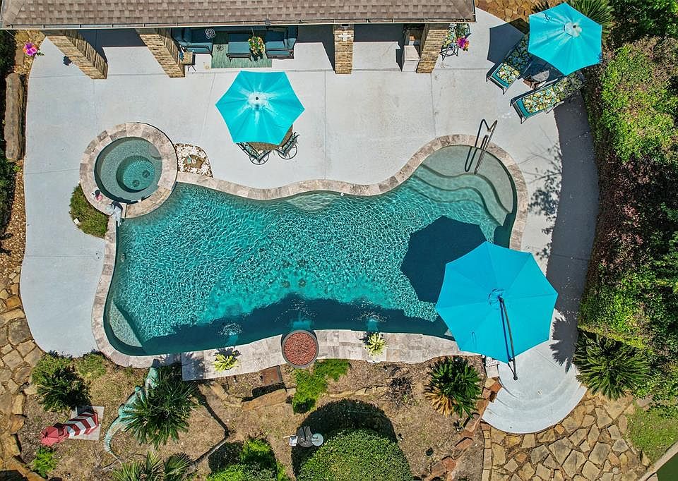 1st image of 17383 Harbor Dr
