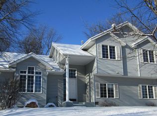 5369 Dufferin Dr, Savage, MN 55378