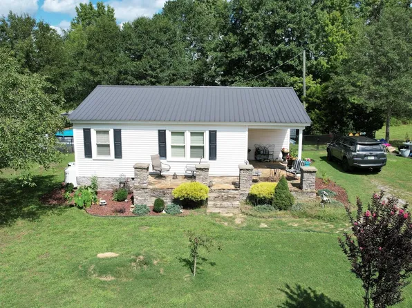 160 Walker Dr, Forest City, NC 28043