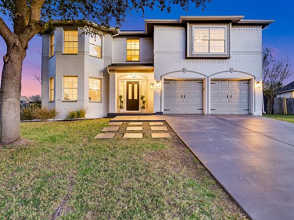 3rd image of 7042 Thistle Hill Way