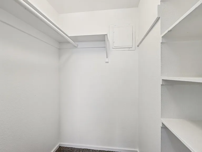 407 N Williams — Photo 52