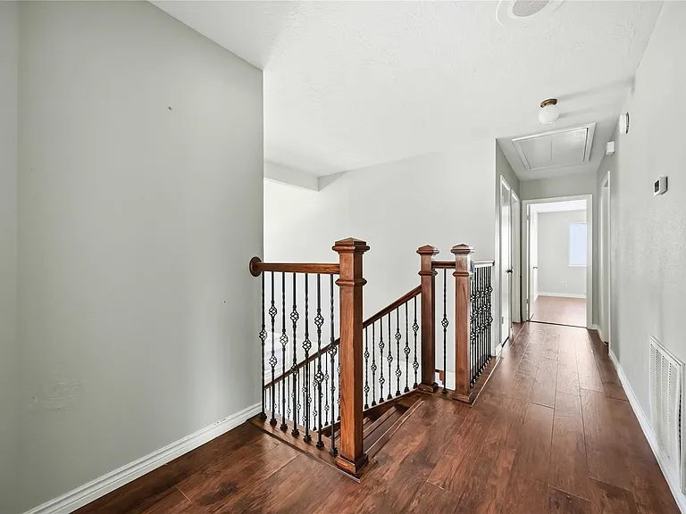 7330 Maple Walk Dr — Photo 21