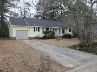 225 Canaberry Cir, Summerville, SC 29483