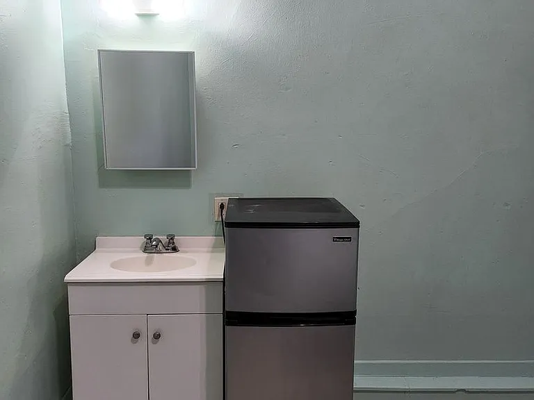 444 G St #8 — Photo 2