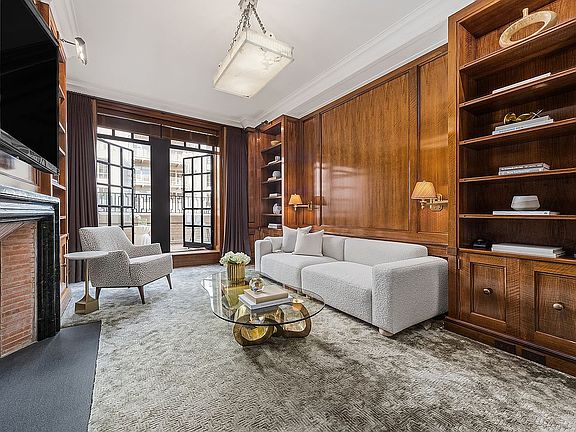 5th image of 895 Park Ave #14C