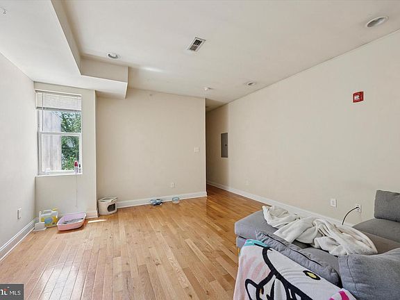 3rd image of 1842 N 17th St