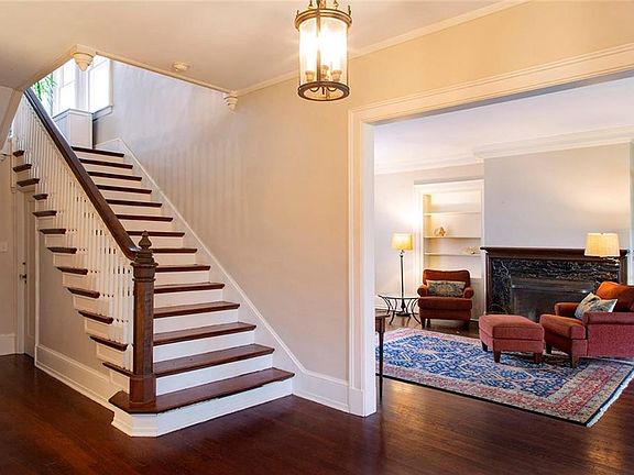 2nd image of 2948 Fairmount Blvd