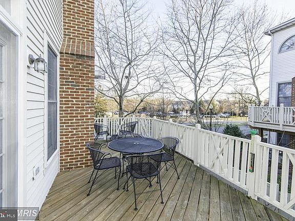 4th image of 10501 Chancery Ct