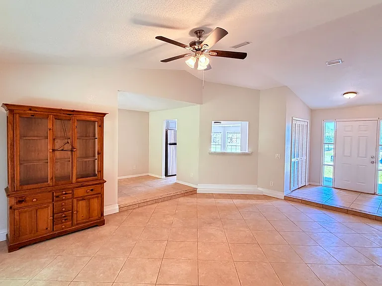 20515 Macon Pkwy — Photo 6