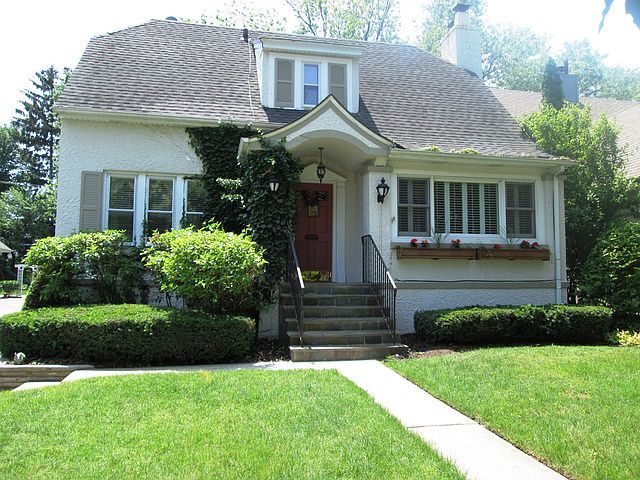 1st image of 429 E Sunnyside Ave