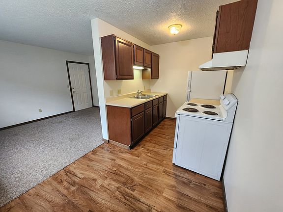 3rd image of 832 W Bigelow Ave #D-5