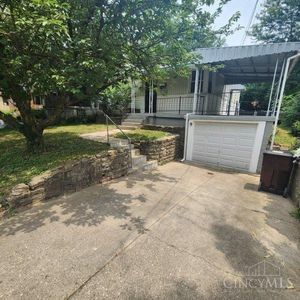 6044 Mayflower Ave, Cincinnati, OH, 45237