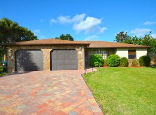 1053 Celle Ave NW, Palm Bay, FL 32907