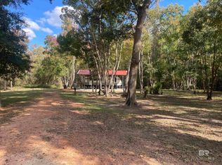 120 Marshall Ln, Atmore, AL 36502