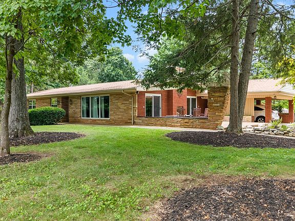 2nd image of 1022 Peterson Ln