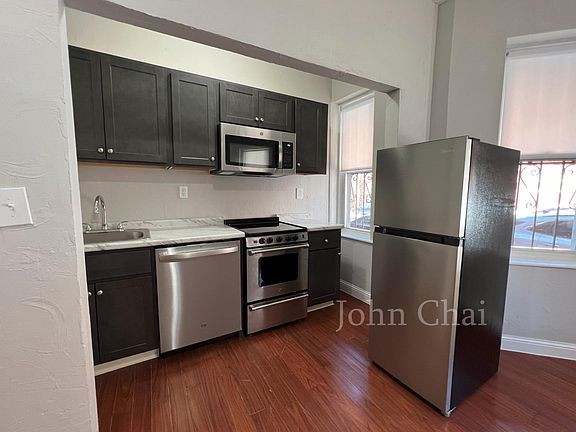 4th image of 75 S Huntington Ave APT 1