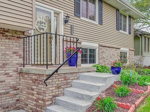 2nd image of 3039 Browning St