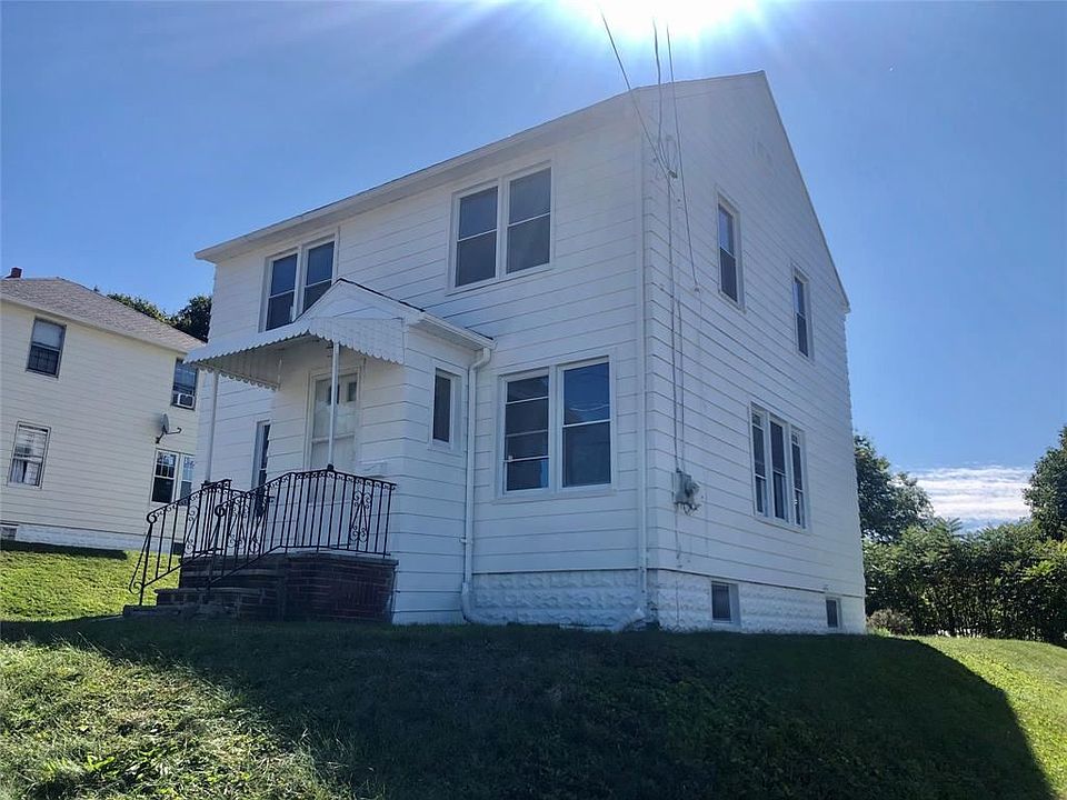 1st image of 630 Marcella St