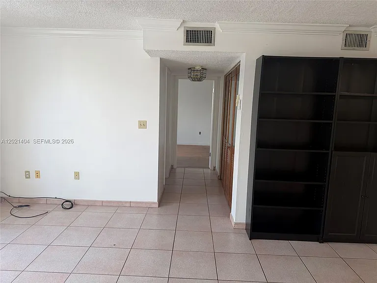 7300 Wayne Ave #514 — Photo 6