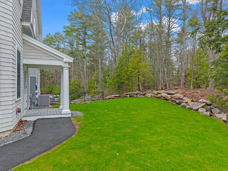 5 Village Park Dr #22 — Photo 28