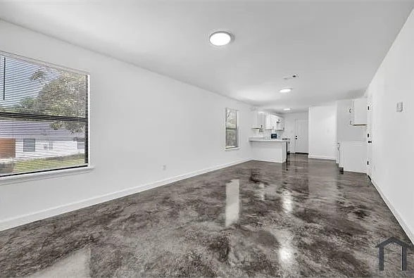 728 King Ave — Photo 10