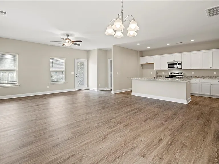 1466 Summergate Dr — Photo 14