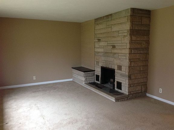 2nd image of 4033 Daner Dr