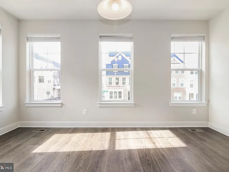 17789 Osprey Harbor Ln — Photo 24
