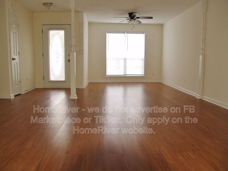 392 Shoal Cir — Photo 7