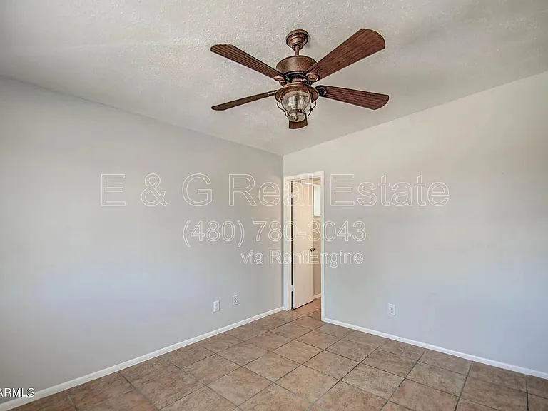1612 E Gaylon Dr — Photo 24