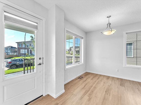 07-8819 Cityscape Dr NE-1_09222025