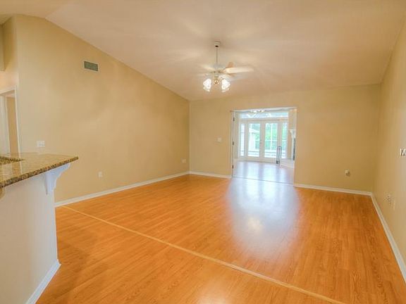 5th image of 8803 Mount Royal Ln