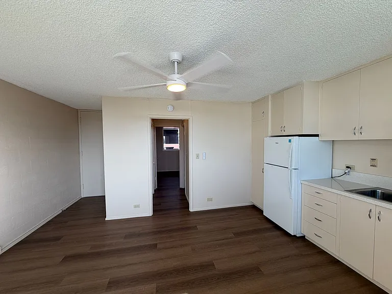1650 Stillman Ln — Photo 25