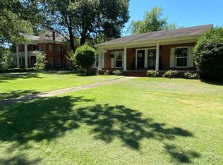 204 E 5th St, Russellville, AR 72801