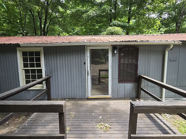 200 Fosler Rd — Photo 4