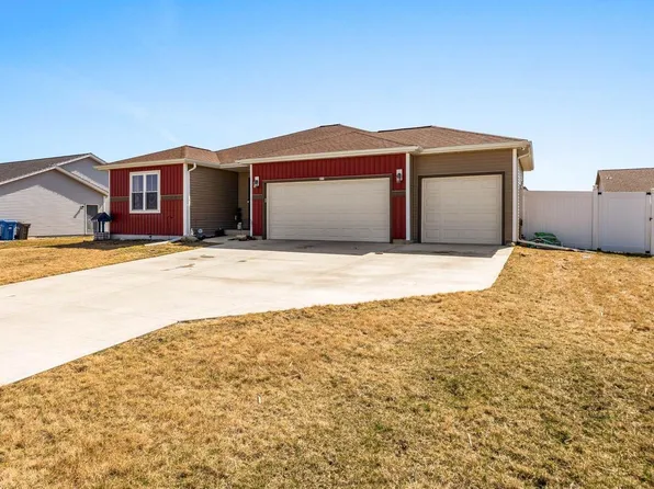 911 Ridge COURT, Watertown, WI 53094
